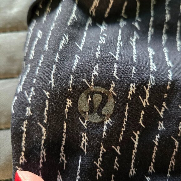 Lululemon Speed Short 2.5" FLAWED - 4 Pinstripe Black White / Black - Picture 5 of 7